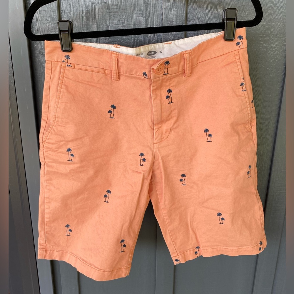 Men’s Old Navy Ultimate Slim shirts. Size 29